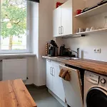 Apartment Loft - Fuer 6 Gaeste - Industry Style - Naehe S-bahn *